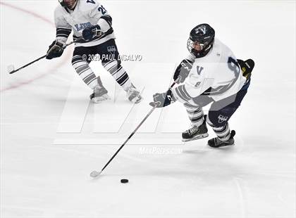 Thumbnail 1 in Valor Christian vs. Regis Jesuit (CHSAA Frozen Four) photogallery.