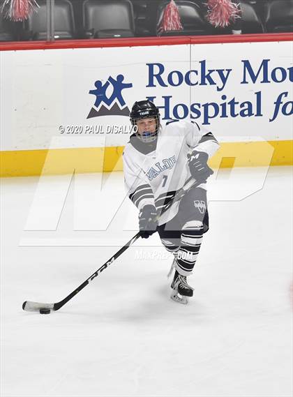 Thumbnail 1 in Valor Christian vs. Regis Jesuit (CHSAA Frozen Four) photogallery.