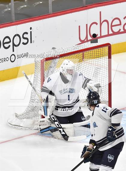 Thumbnail 2 in Valor Christian vs. Regis Jesuit (CHSAA Frozen Four) photogallery.