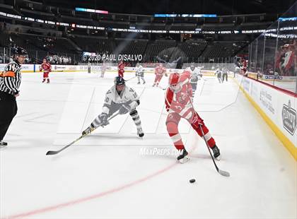 Thumbnail 3 in Valor Christian vs. Regis Jesuit (CHSAA Frozen Four) photogallery.