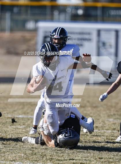 Thumbnail 1 in Pueblo South vs Roosevelt (CHSAA 3A Playoff Semifinal) photogallery.