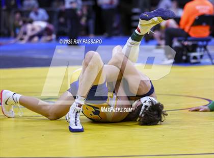 Thumbnail 3 in NYSPHSAA Finals (Round 2) photogallery.
