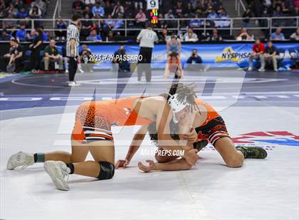 Thumbnail 1 in NYSPHSAA Finals (Round 2) photogallery.