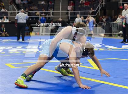 Thumbnail 1 in NYSPHSAA Finals (Round 2) photogallery.