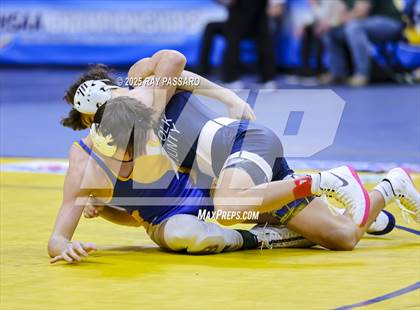 Thumbnail 1 in NYSPHSAA Finals (Round 2) photogallery.