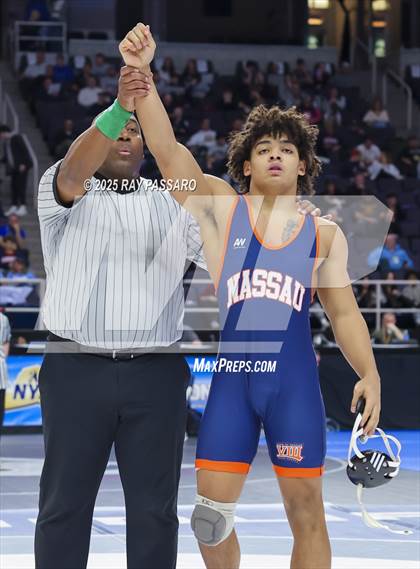 Thumbnail 2 in NYSPHSAA Finals (Round 2) photogallery.