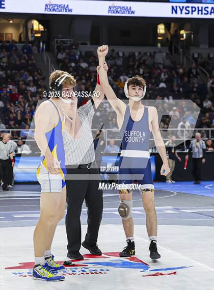 Thumbnail 3 in NYSPHSAA Finals (Round 2) photogallery.