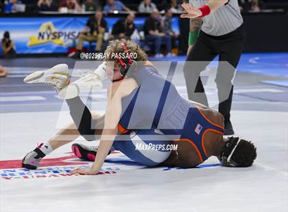 Thumbnail 3 in NYSPHSAA Finals (Round 2) photogallery.