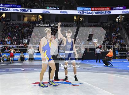 Thumbnail 1 in NYSPHSAA Finals (Round 2) photogallery.