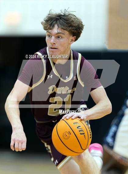 Thumbnail 2 in Dunlap vs Belleville East (Illinois Classic) photogallery.
