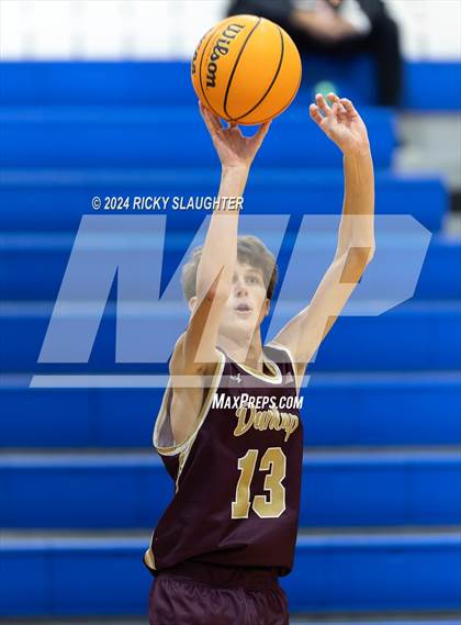 Thumbnail 3 in Dunlap vs Belleville East (Illinois Classic) photogallery.