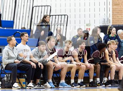 Thumbnail 2 in Dunlap vs Belleville East (Illinois Classic) photogallery.