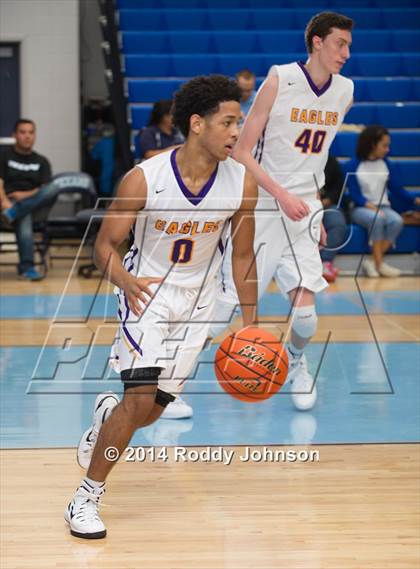 Thumbnail 3 in DeSoto vs. Richardson (McDonald's Texas Invitational) photogallery.
