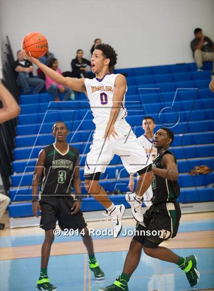 Thumbnail 3 in DeSoto vs. Richardson (McDonald's Texas Invitational) photogallery.
