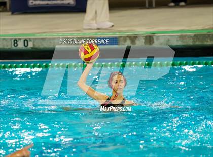 Thumbnail 2 in Flintridge Sacred Heart vs Elsinore (CIF-SS Div 3 Finals) photogallery.