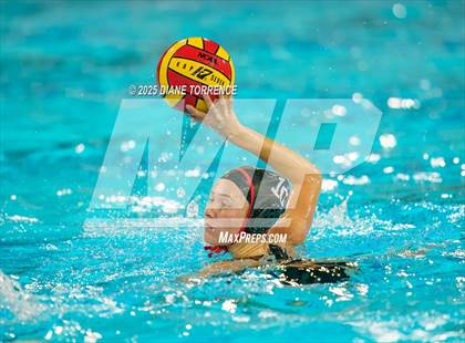 Thumbnail 3 in Flintridge Sacred Heart vs Elsinore (CIF-SS Div 3 Finals) photogallery.