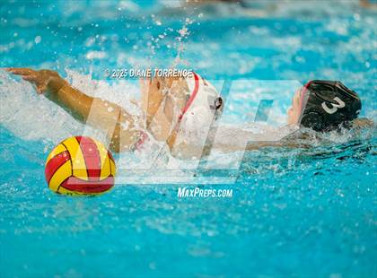 Thumbnail 3 in Flintridge Sacred Heart vs Elsinore (CIF-SS Div 3 Finals) photogallery.