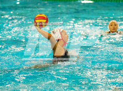 Thumbnail 1 in Flintridge Sacred Heart vs Elsinore (CIF-SS Div 3 Finals) photogallery.