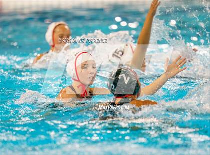 Thumbnail 2 in Flintridge Sacred Heart vs Elsinore (CIF-SS Div 3 Finals) photogallery.