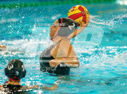 Thumbnail 1 in Flintridge Sacred Heart vs Elsinore (CIF-SS Div 3 Finals) photogallery.