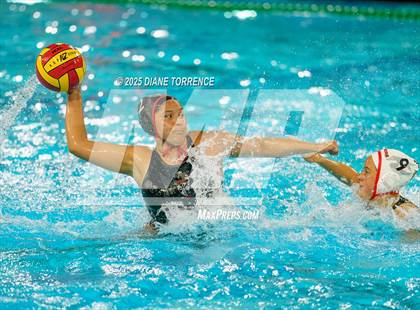 Thumbnail 1 in Flintridge Sacred Heart vs Elsinore (CIF-SS Div 3 Finals) photogallery.