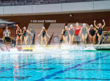 Thumbnail 3 in Flintridge Sacred Heart vs Elsinore (CIF-SS Div 3 Finals) photogallery.