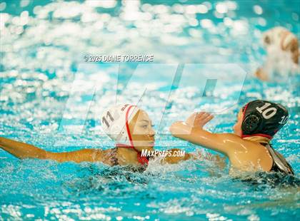 Thumbnail 1 in Flintridge Sacred Heart vs Elsinore (CIF-SS Div 3 Finals) photogallery.