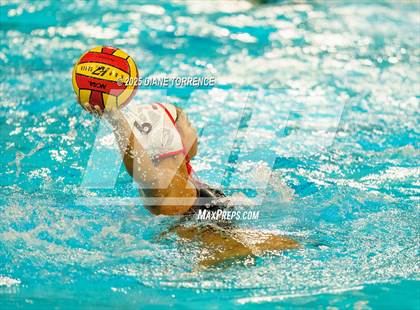 Thumbnail 3 in Flintridge Sacred Heart vs Elsinore (CIF-SS Div 3 Finals) photogallery.