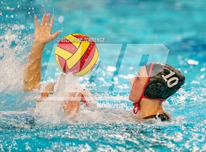 Thumbnail 3 in Flintridge Sacred Heart vs Elsinore (CIF-SS Div 3 Finals) photogallery.