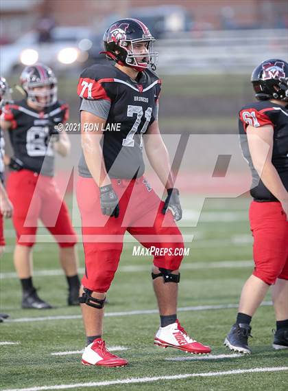 Thumbnail 1 in Edmond Memorial @ Mustang photogallery.