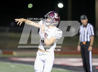 Thumbnail 3 in Edmond Memorial @ Mustang photogallery.