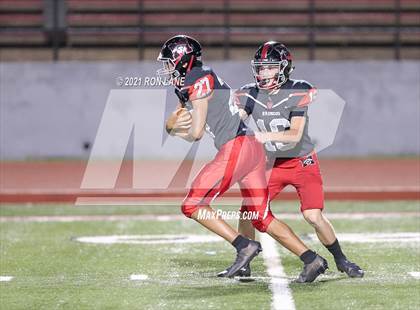 Thumbnail 1 in Edmond Memorial @ Mustang photogallery.