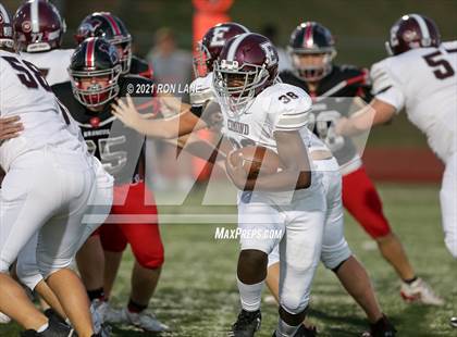 Thumbnail 2 in Edmond Memorial @ Mustang photogallery.