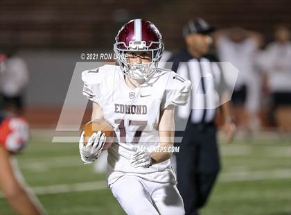 Thumbnail 1 in Edmond Memorial @ Mustang photogallery.