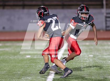 Thumbnail 1 in Edmond Memorial @ Mustang photogallery.