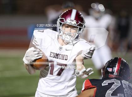 Thumbnail 3 in Edmond Memorial @ Mustang photogallery.