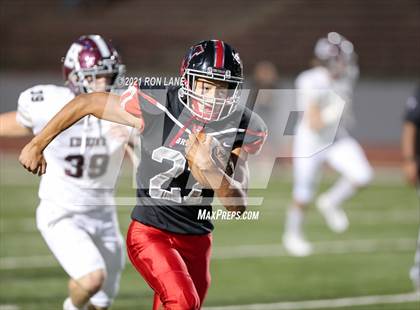 Thumbnail 2 in Edmond Memorial @ Mustang photogallery.