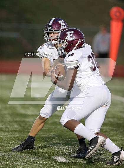 Thumbnail 3 in Edmond Memorial @ Mustang photogallery.