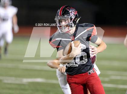 Thumbnail 2 in Edmond Memorial @ Mustang photogallery.