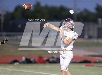 Thumbnail 3 in Edmond Memorial @ Mustang photogallery.