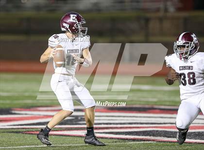 Thumbnail 3 in Edmond Memorial @ Mustang photogallery.