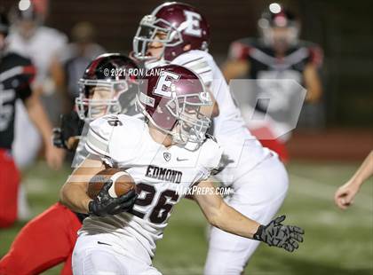 Thumbnail 2 in Edmond Memorial @ Mustang photogallery.