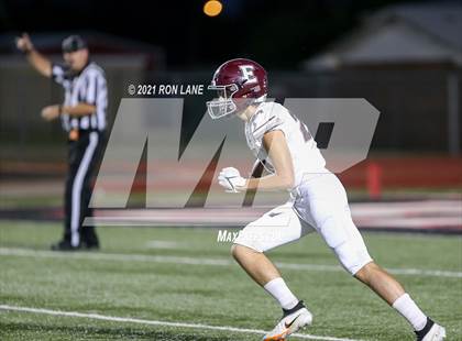 Thumbnail 2 in Edmond Memorial @ Mustang photogallery.