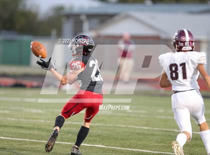 Thumbnail 2 in Edmond Memorial @ Mustang photogallery.
