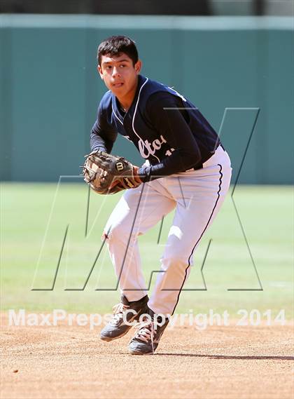 Thumbnail 2 in Port of Los Angeles vs. Fulton (CIF LA City Section Div 3 Final) photogallery.