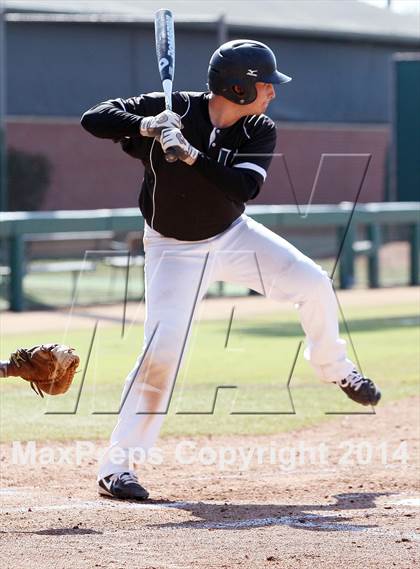 Thumbnail 1 in Port of Los Angeles vs. Fulton (CIF LA City Section Div 3 Final) photogallery.