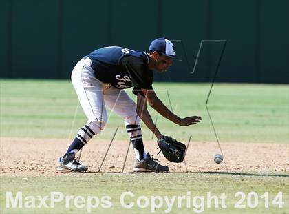Thumbnail 1 in Port of Los Angeles vs. Fulton (CIF LA City Section Div 3 Final) photogallery.