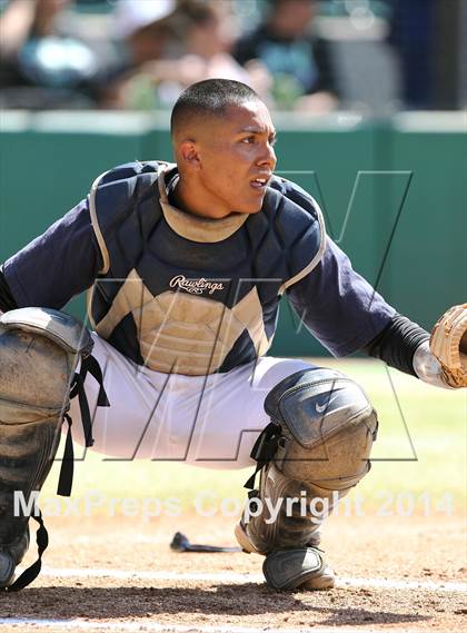 Thumbnail 3 in Port of Los Angeles vs. Fulton (CIF LA City Section Div 3 Final) photogallery.