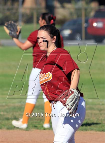 Thumbnail 3 in Gladstone vs Wilson photogallery.
