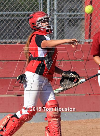 Thumbnail 2 in Gladstone vs Wilson photogallery.